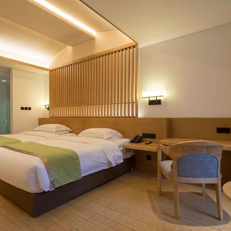 Howard Johnson Huashuiwan Hot Springs Resort Thành Đô Ngoại thất bức ảnh
