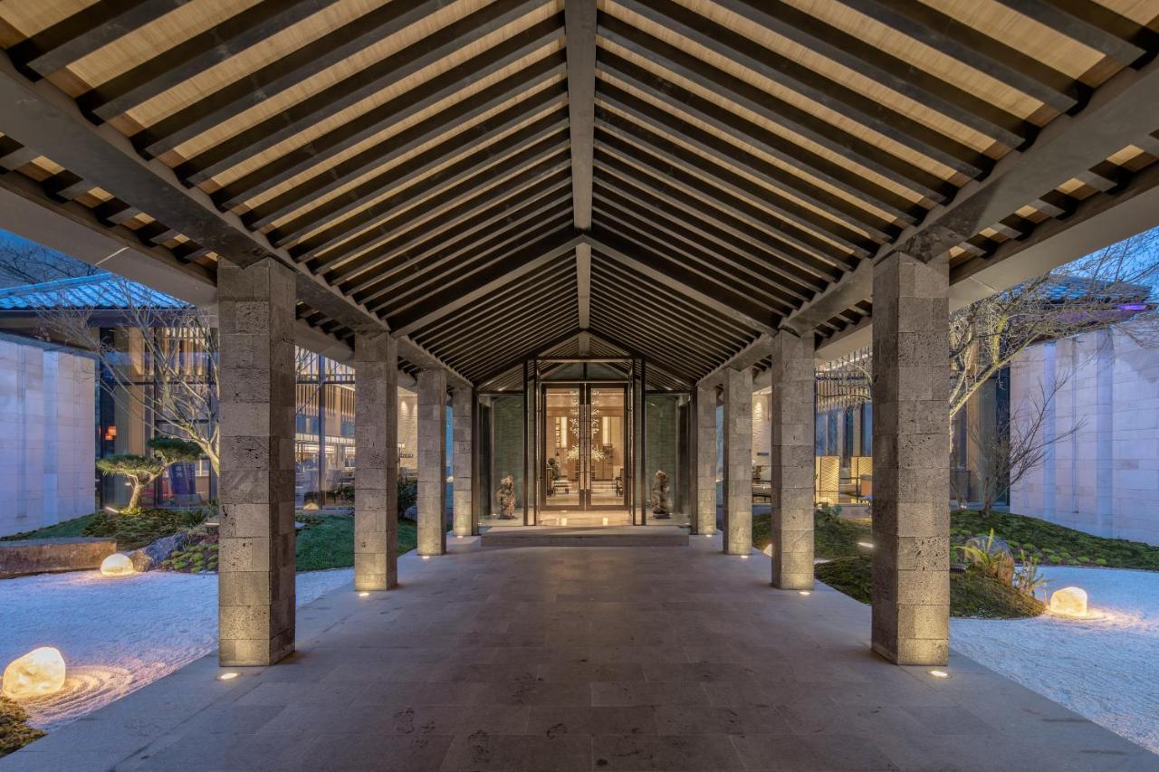 Howard Johnson Huashuiwan Hot Springs Resort Thành Đô Ngoại thất bức ảnh